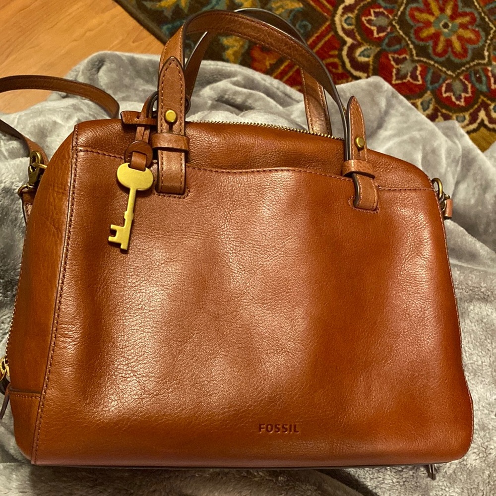 Fossil satchel